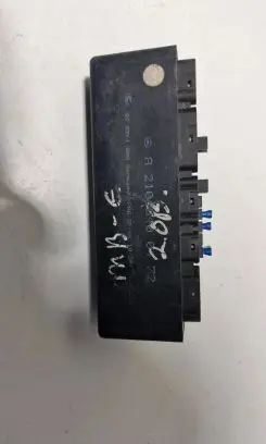 Mercedes-Benz E W210 Other relay A2105400472