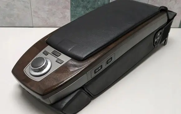 BMW 7 E65 E66 Rear seat armrest 