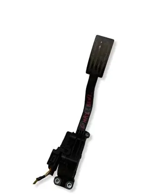 Ford C-MAX I Accelerator throttle pedal 3M519F836AE