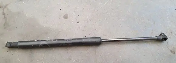 Toyota Auris E180 Tailgate/trunk strut/damper 6895002130 7521370520N
