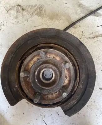 Jeep Grand Cherokee Rear wheel hub 04877112AB