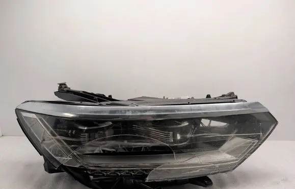 Volkswagen PASSAT B8 Headlight/headlamp 3G1941082G 90136115 88910JF2390