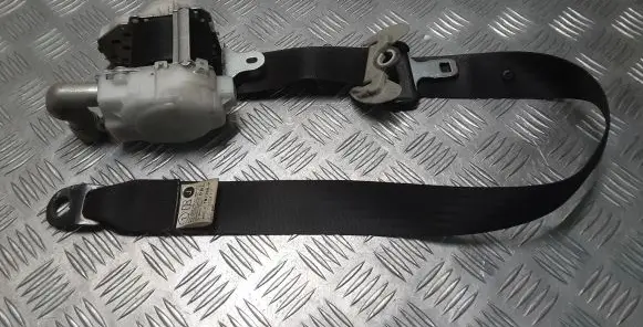 Lexus IS 220D-250-350 Front seatbelt 7M7750P