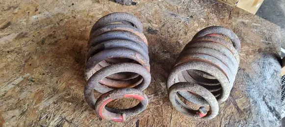 Volkswagen Transporter - Caravelle T5 Rear coil spring