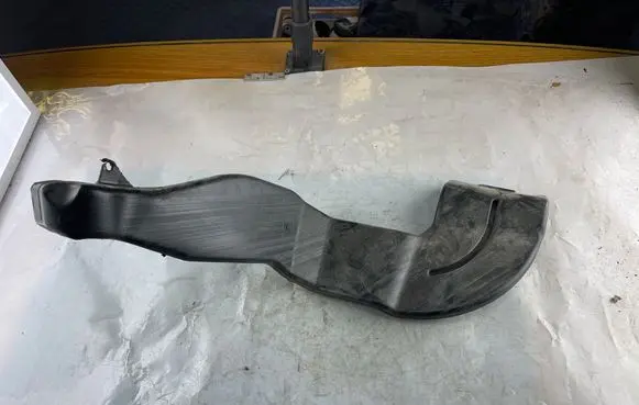Jaguar XJ X351 Cabin air duct channel AW9301907AD