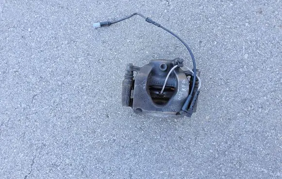 Mini Clubman F54 Front brake caliper 34116860265 6860265
