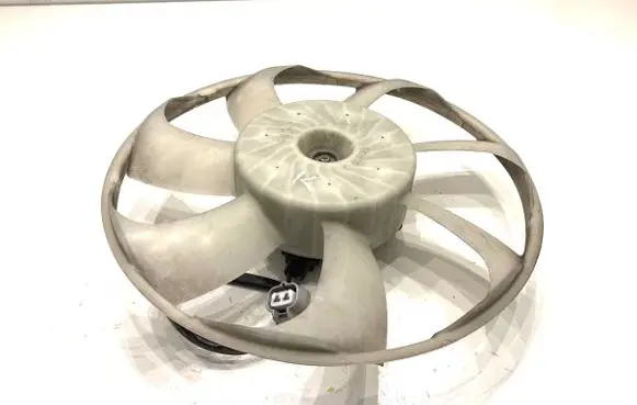 Toyota RAV 4 (XA40) Fan set 1636336190