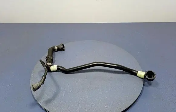 BMW iX Engine coolant pipe/hose 8475193