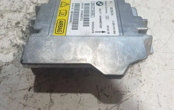 BMW 3 E90 E91 Airbag control unit/module 9166057 0285010066 MRSZ5CG16