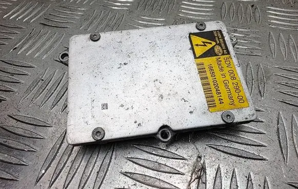Mercedes-Benz ML W164 Headlight ballast module Xenon 5DV00829000