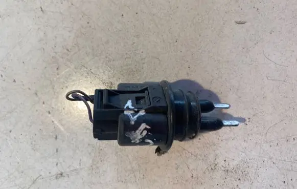 Audi A6 S6 C5 4B Coolant level sensor 1J0973202