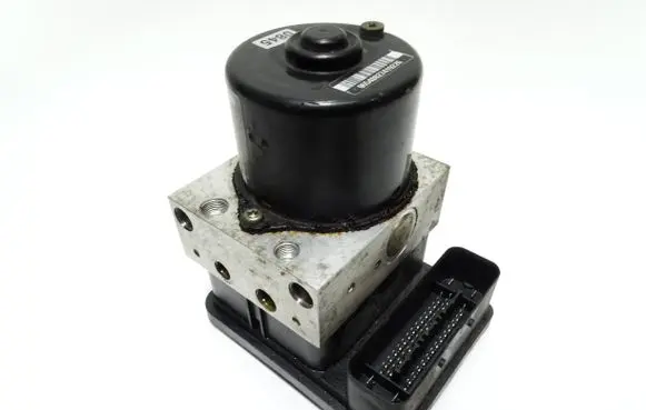 Mini One - Cooper R50 - 53 ABS Pump 6760265 6760266