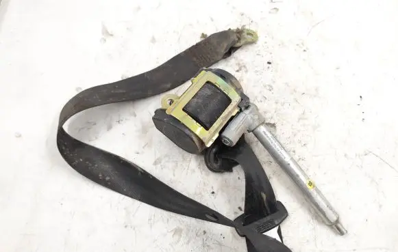 Audi A4 S4 B5 8D Front seatbelt 8D0857706 566028000