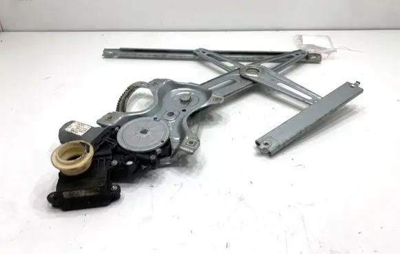 Toyota Auris E180 Front door window regulator with motor 8571002420