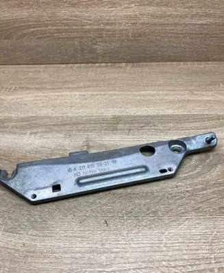 Mercedes-Benz E W211 Other exterior part A2118153931