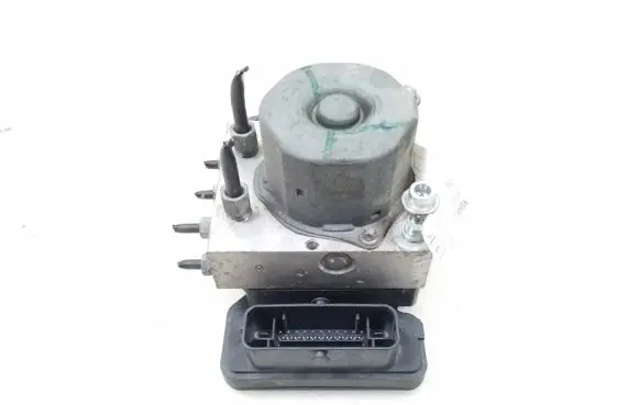 Nissan Qashqai ABS Pump 476604EA1E