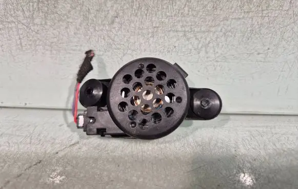 Volkswagen Golf Plus Parking PDC sensor speaker 8E0919279