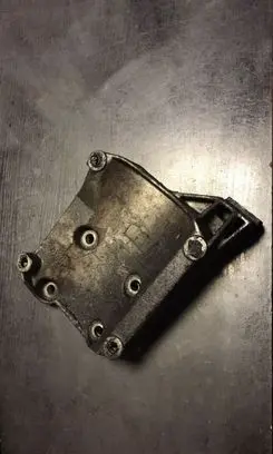 BMW 5 E39 A/C compressor mount bracket 2245417