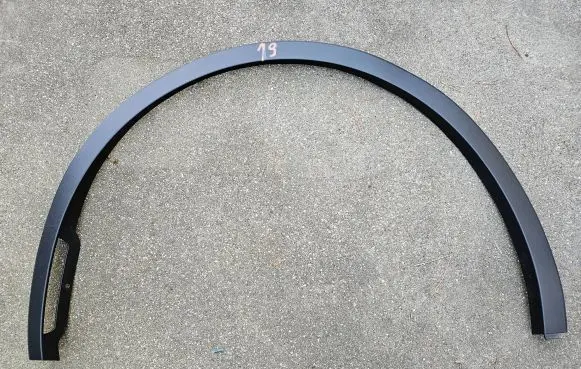 Tesla Model Y Front arch trim 168386300A
