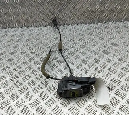 Renault Master III Front door lock 805022622R