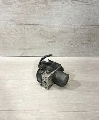 BMW 5 E39 ABS Pump 0265900001 6756340 8373308