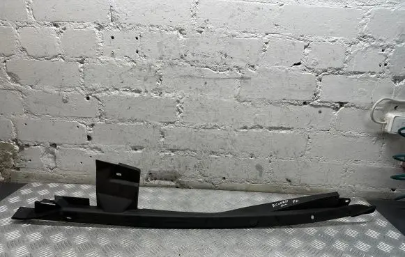 Honda Accord Fender end trim 74206TL0G050