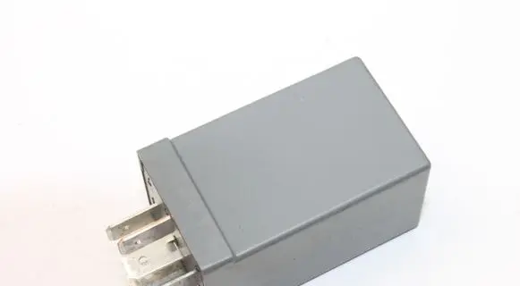 Jaguar XJ X40 Other relay 88AG18C641AA