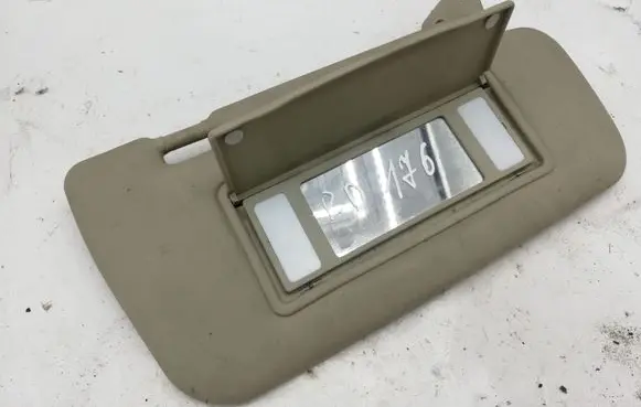 Nissan Primera Sun visor NOCODE
