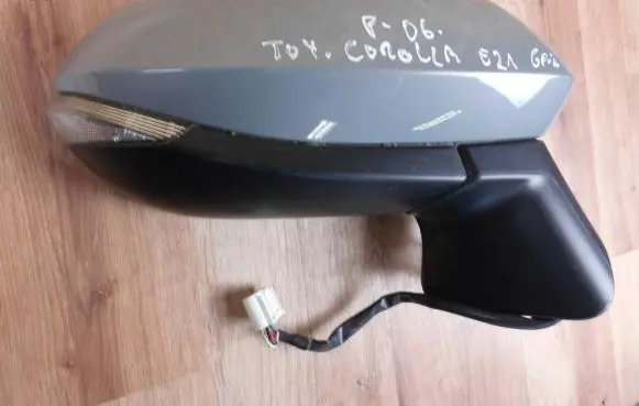 Toyota Corolla E210 E21 Front door electric wing mirror 049749