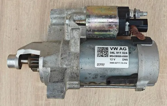 Audi A6 S6 C7 4G Starter motor 04L911024