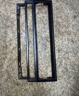 Radio/GPS head unit trim