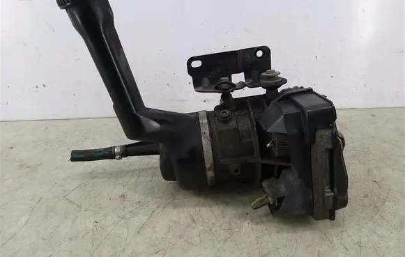 Citroen C4 Grand Picasso Power steering pump 9665194680