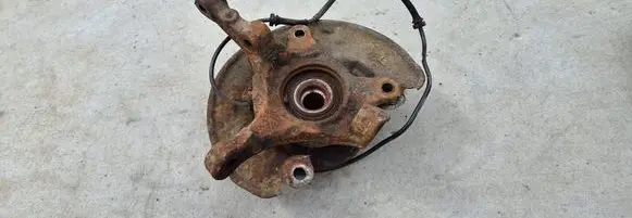 Mitsubishi Colt Front wheel hub spindle knuckle