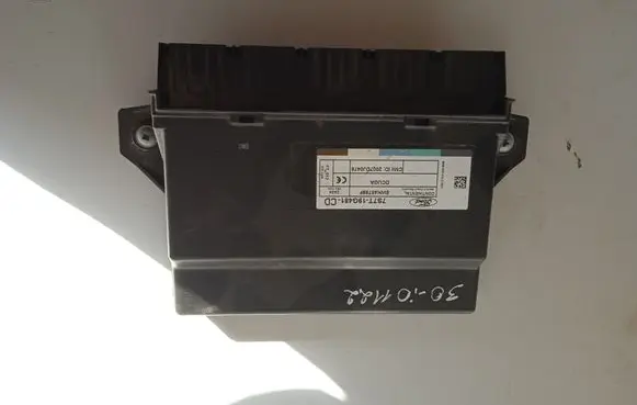 Ford Mondeo MK IV Door central lock control unit/module 7S7T19G481