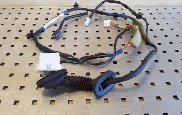 Suzuki Grand Vitara II Rear door wiring loom 3675178K00