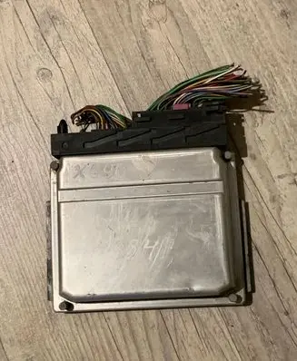 Volvo XC90 Engine control unit/module 0000051081 08675155 03038