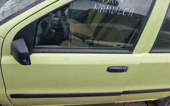 Fiat Panda II Front door