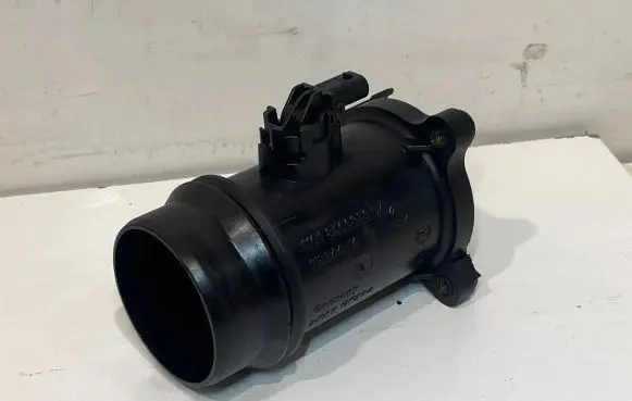 BMW X3 F25 Mass air flow meter 8506359 11884414