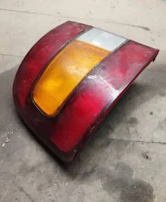 Hyundai Lantra I Rear/tail lights 7r011110