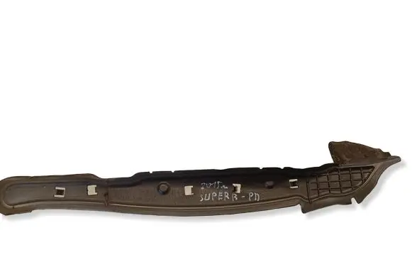 Skoda Superb B8 (3V) Fender end trim 3V0821112B