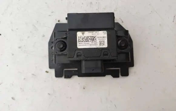 Porsche Cayenne (92A) Fuel injection pump control unit/module 4H0907159A 7P5907159C