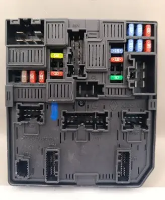 Nissan Pulsar Fuse module 284B75NA0A 521502F06 1495033427