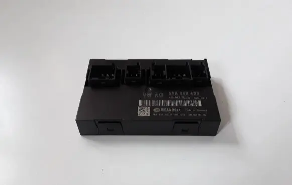 Volkswagen PASSAT B7 Comfort/convenience module 3AA959433