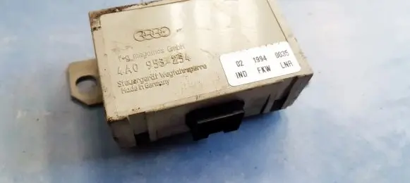 Audi A6 S6 C4 4A Immobilizer control unit/module 4A0953234