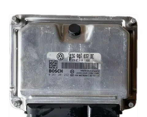 Volkswagen Golf V Engine control unit/module 036906032BE 0261201232