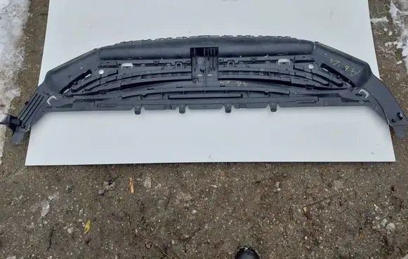 Audi A8 S8 D5 Front bumper skid plate/under tray 4N0807611G