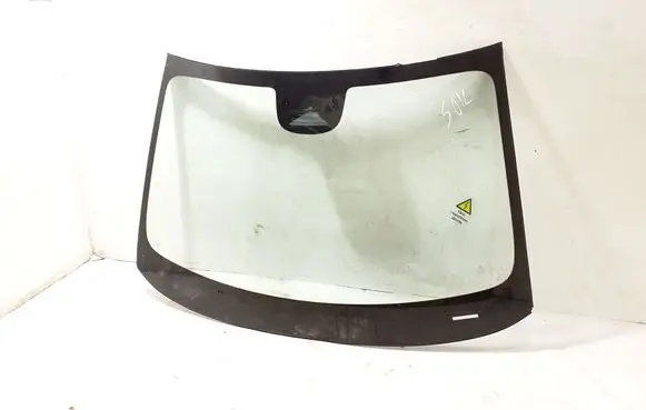 Volvo EX30 Front windscreen/windshield window 80028759