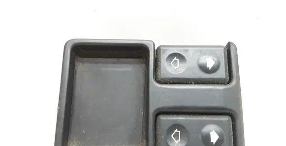 BMW 5 E34 Electric window control switch 1374491