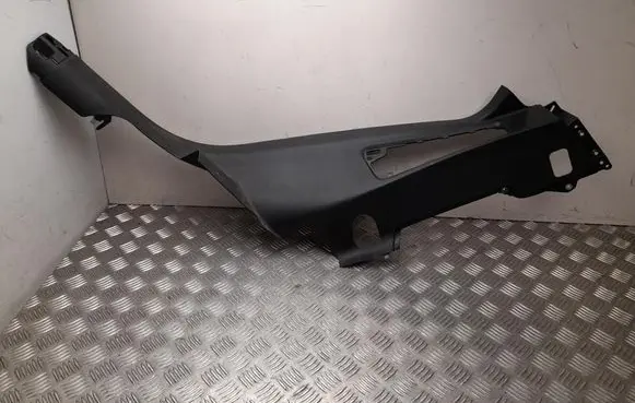 Porsche Macan (95B) (C) pillar trim 95B867768G