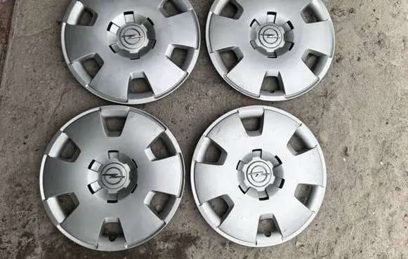 Opel Zafira B R16 wheel hub/cap/trim 13117059MA